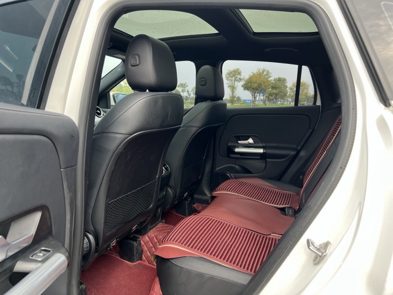 盐城23年奔驰GLA5