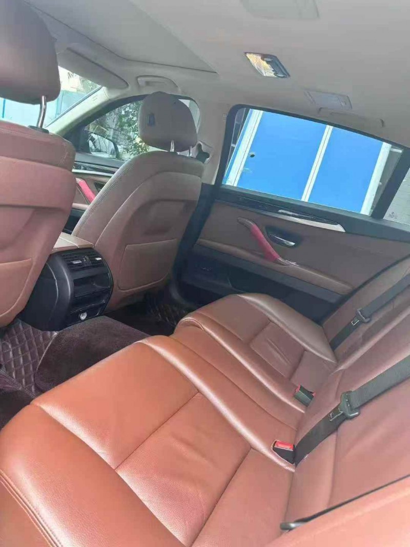 襄阳15年宝马5系4