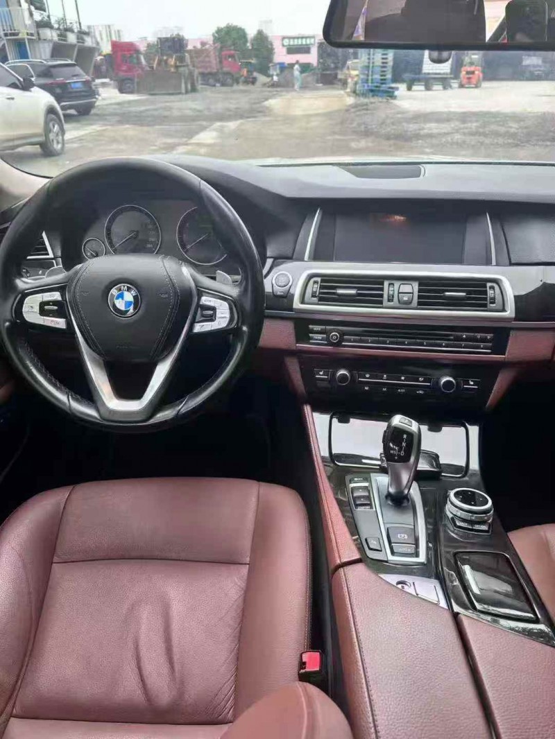 襄阳15年宝马5系8