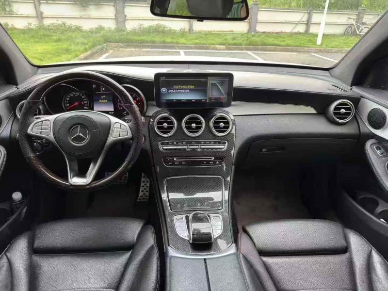 广州17年奔驰GLC4