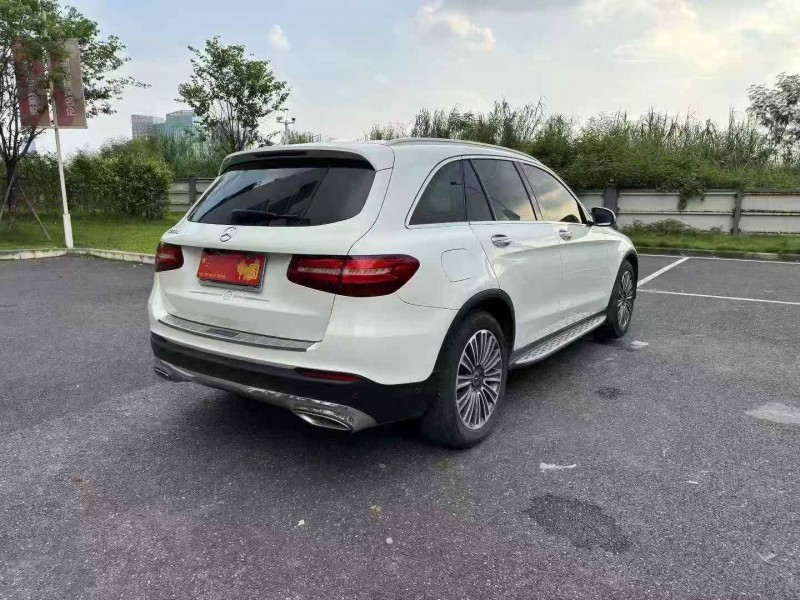 广州17年奔驰GLC6