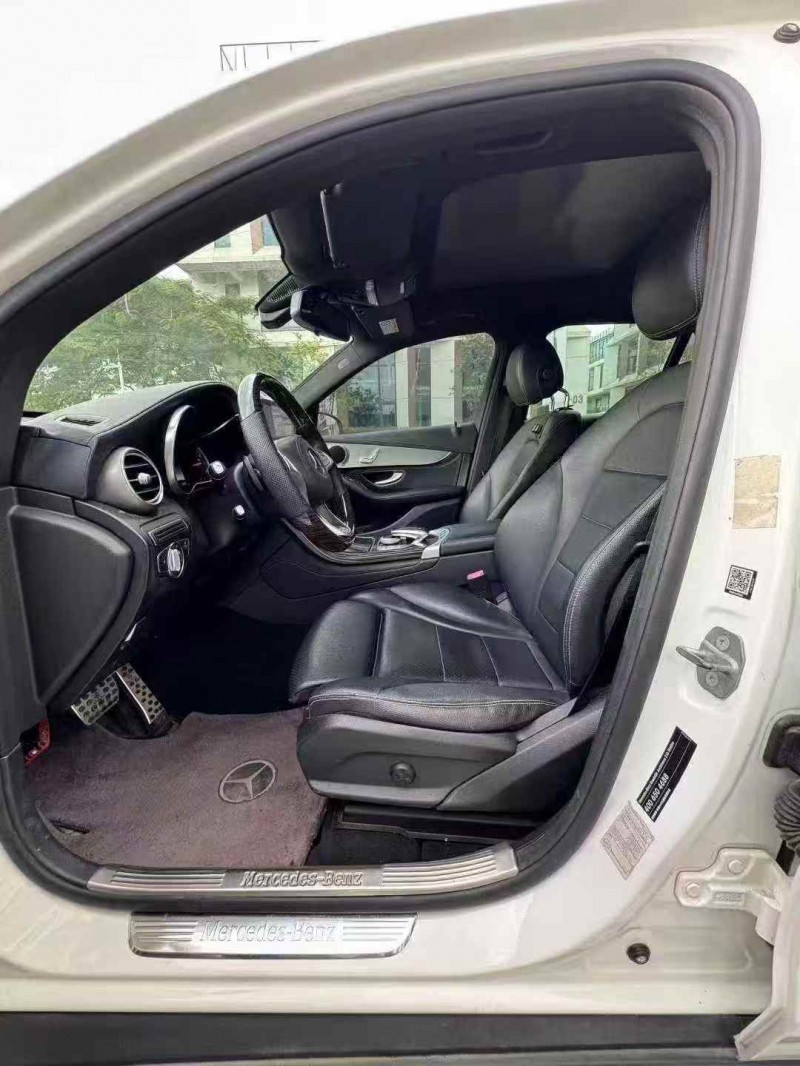 广州17年奔驰GLC7