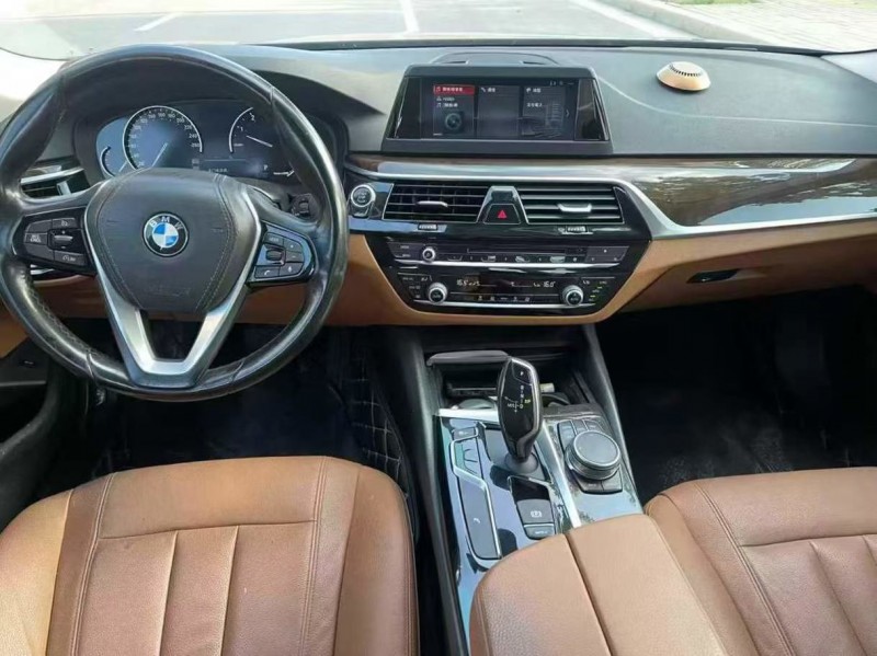 郑州18年宝马5系7