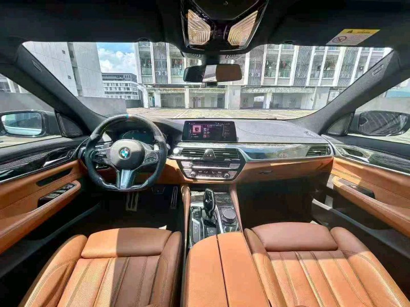 广州20年宝马6系4