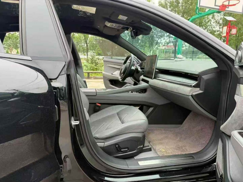 徐州23年极氪汽车0015