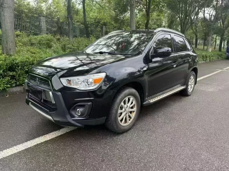 娄底15年三菱劲炫2