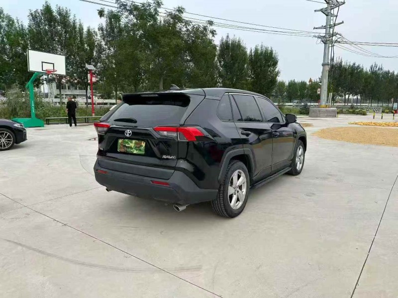徐州20年丰田RAV48