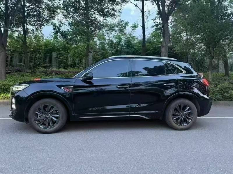 娄底23年红旗HS56