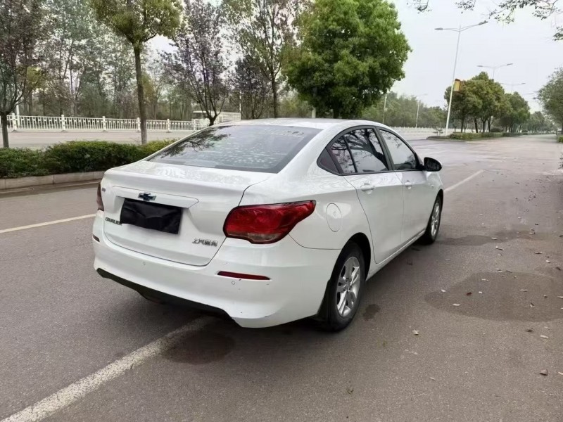 娄底18年雪佛兰科沃兹8