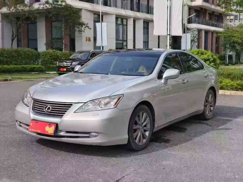 广州09年雷克萨斯ES2