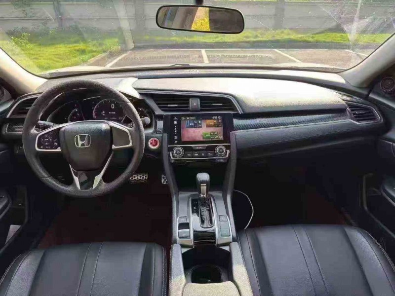 广州21年本田思域4