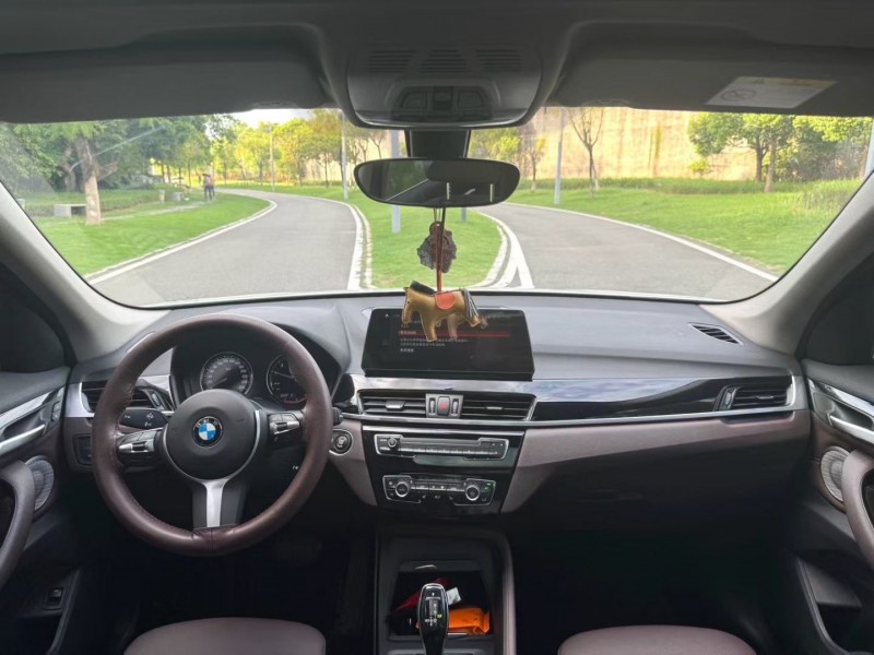 厦门21年宝马X16