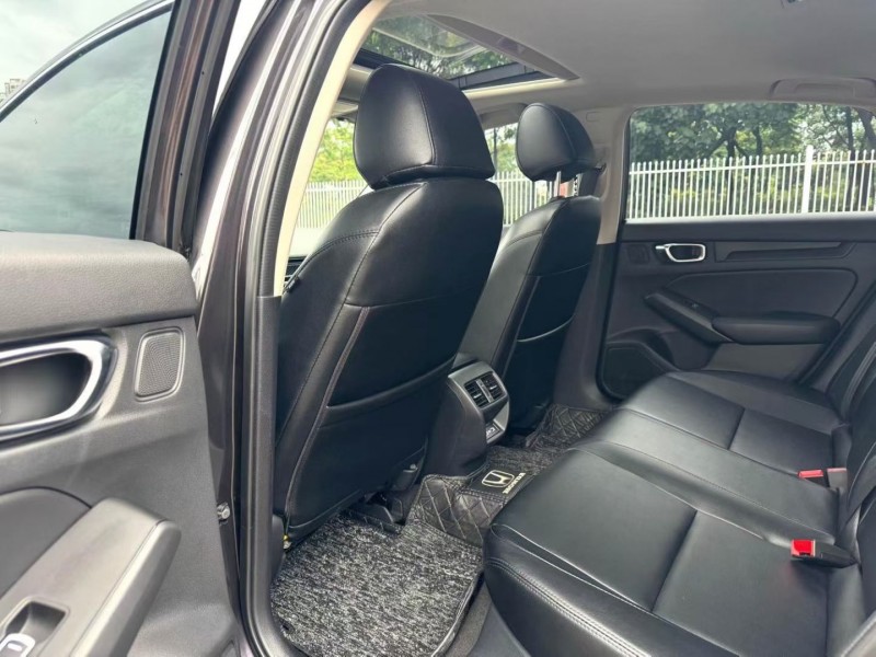 厦门23年本田型格4