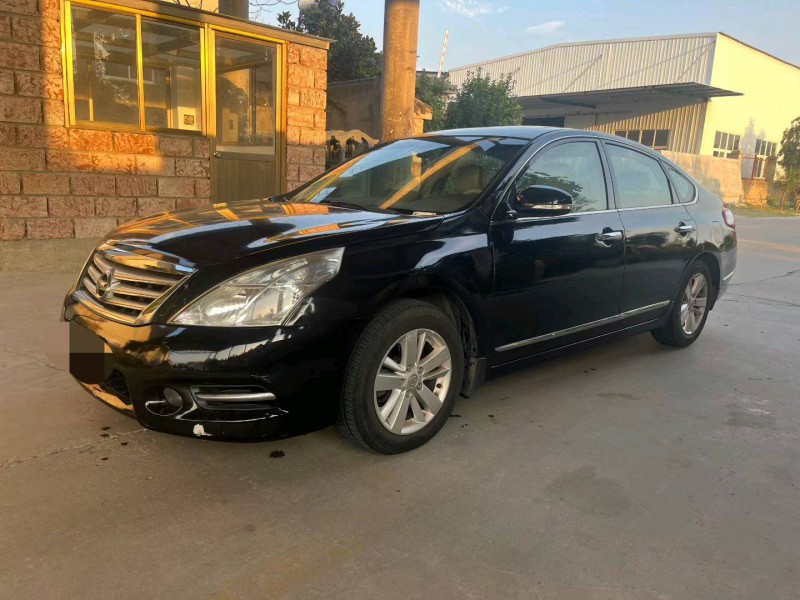 徐州12年日产天籁2