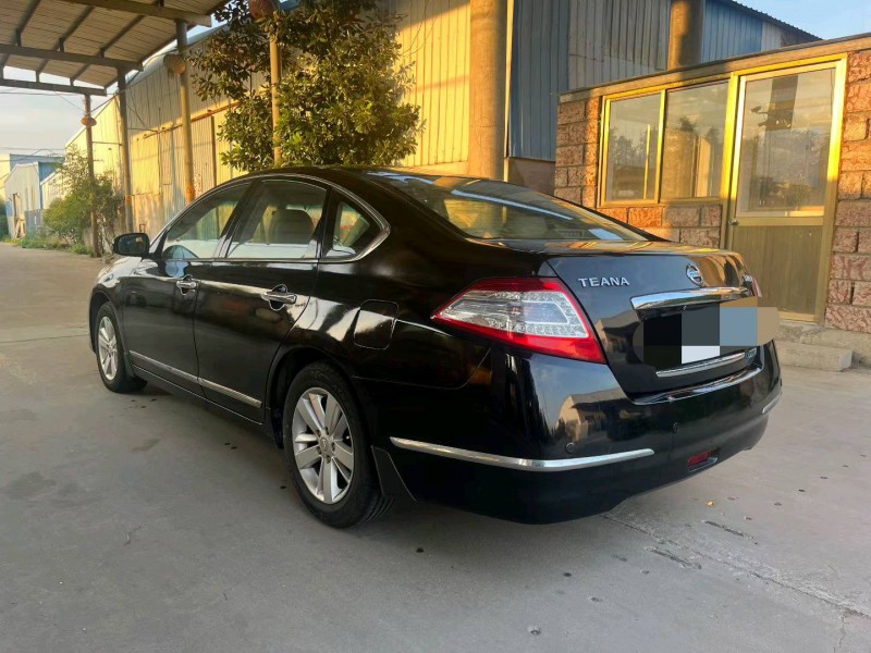 徐州12年日产天籁4