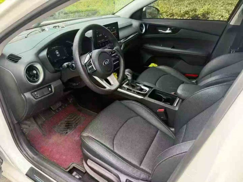 长沙20年起亚K35