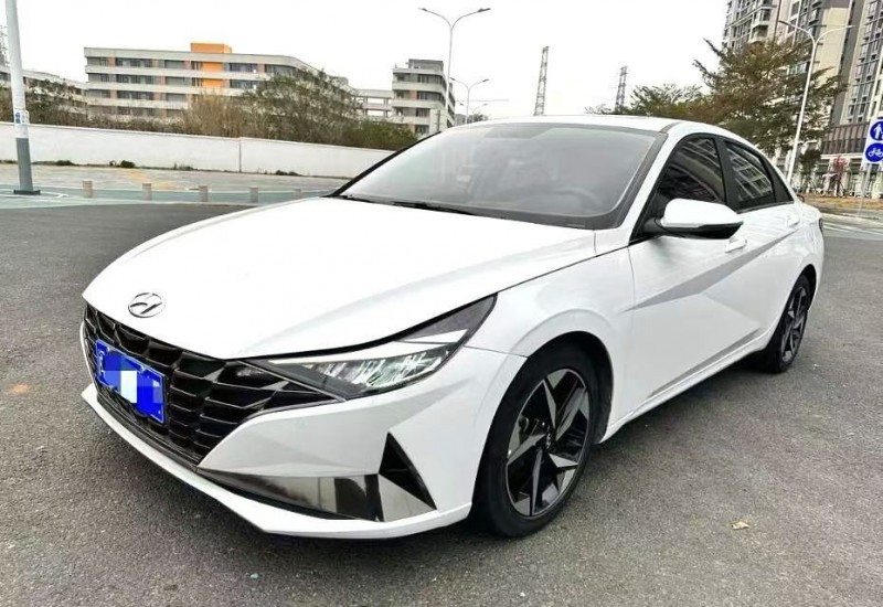 厦门23年现代伊兰特2