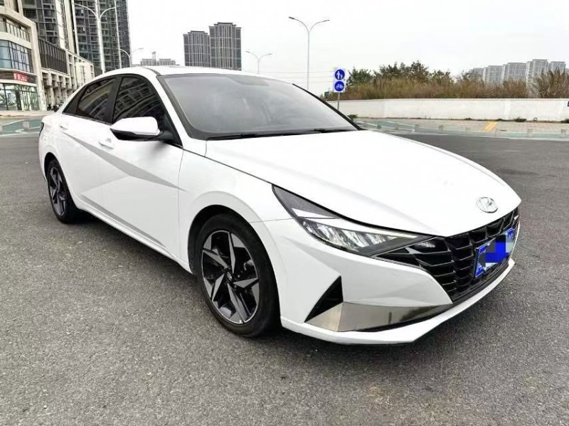 厦门23年现代伊兰特3