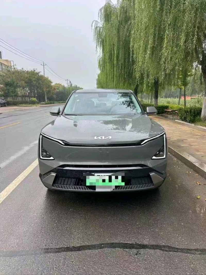 青岛25年起亚EV51