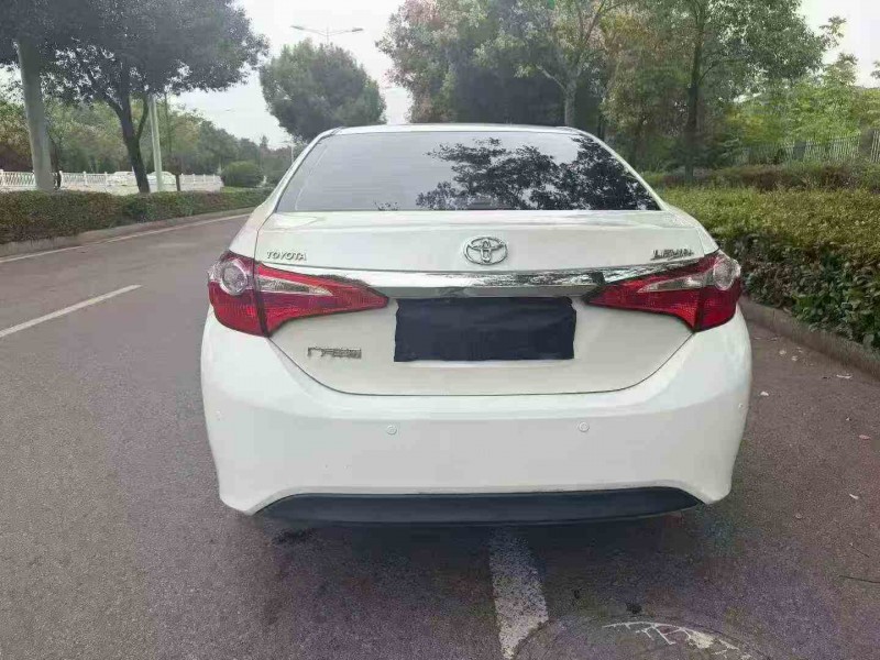 邵阳16年丰田雷凌9