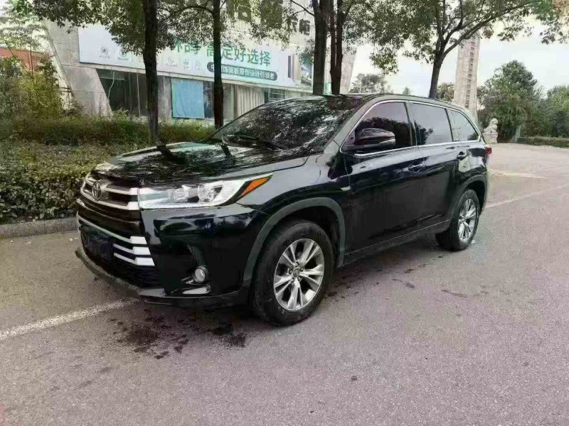 长沙19年丰田汉兰达2