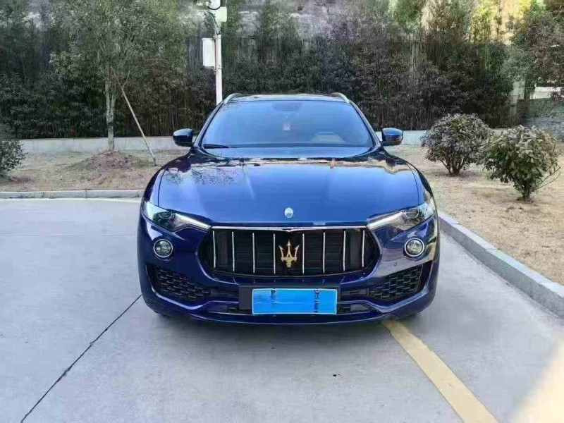 吉安18年玛莎拉蒂Levante1