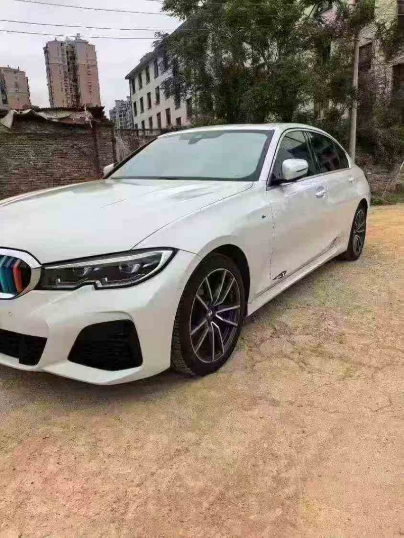 常德22年宝马3系3