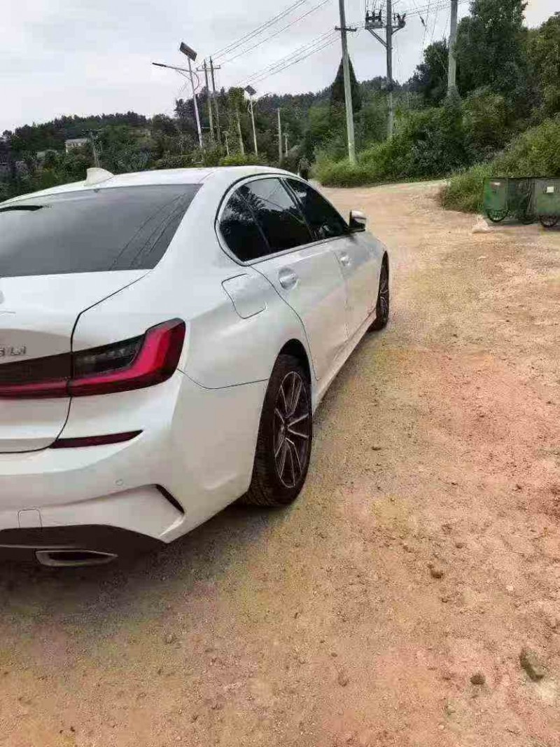 常德22年宝马3系7