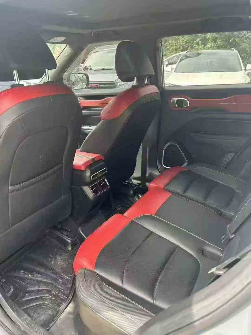 张家界21年吉利icon4