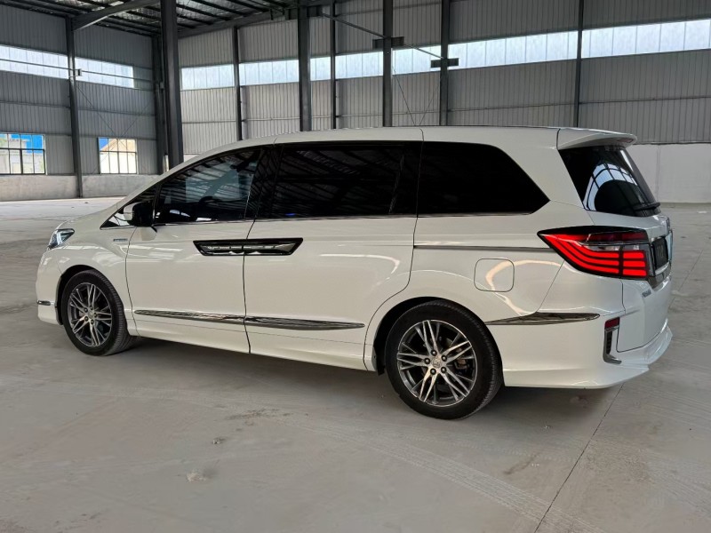 徐州20年本田艾力绅4