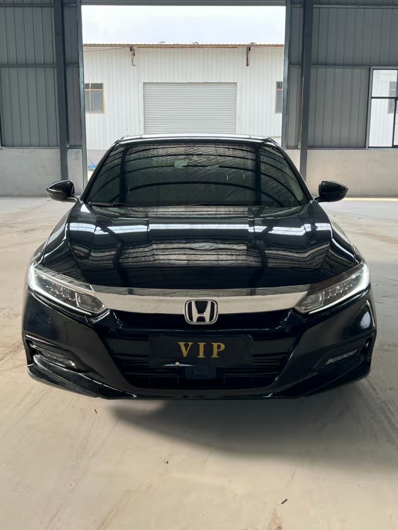 徐州21年本田雅阁1