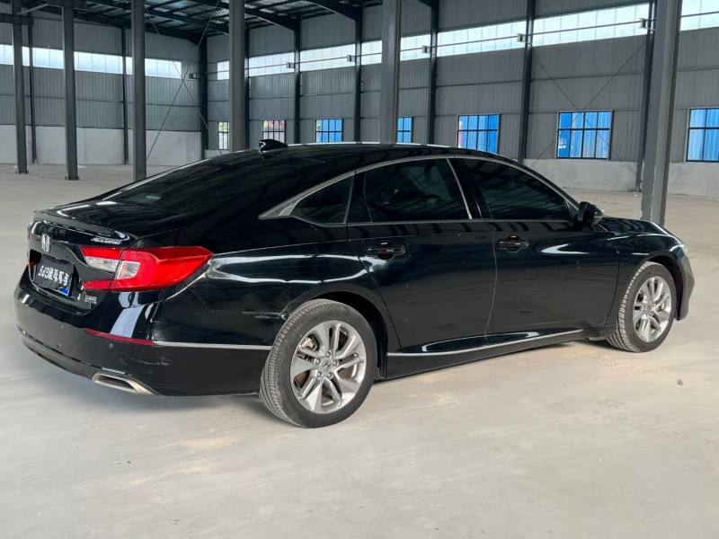 徐州21年本田雅阁6