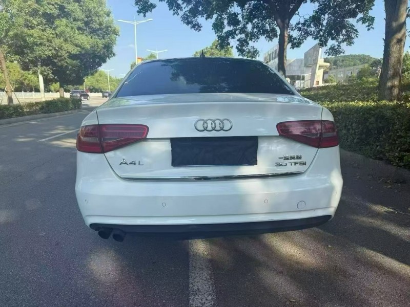 娄底16年奥迪A4L8