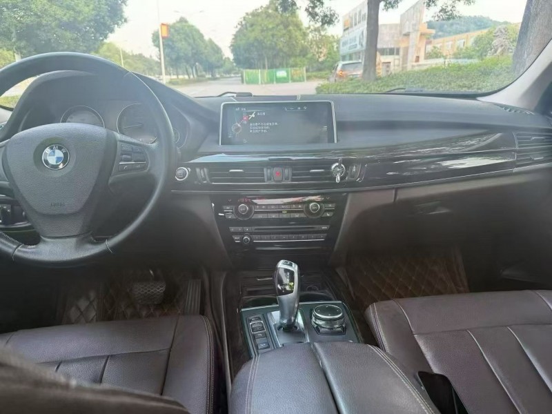 娄底16年宝马X56