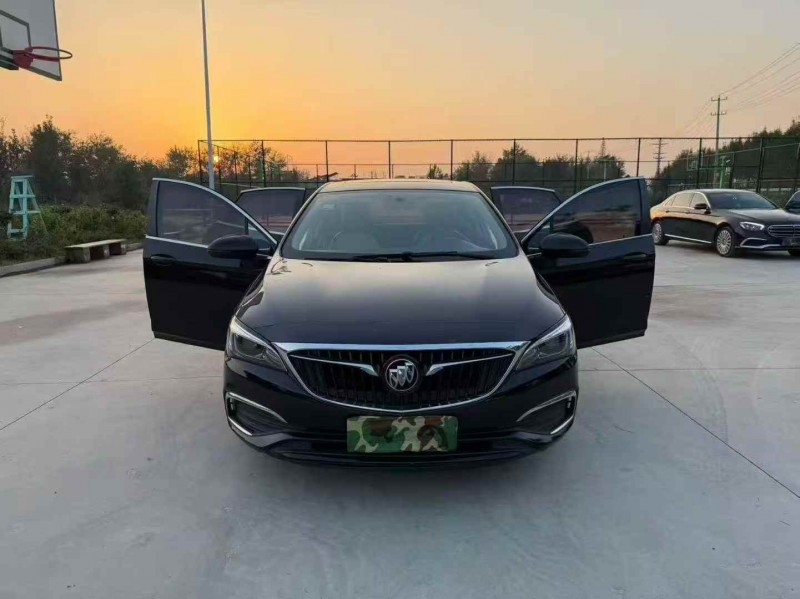 徐州19年别克威朗7