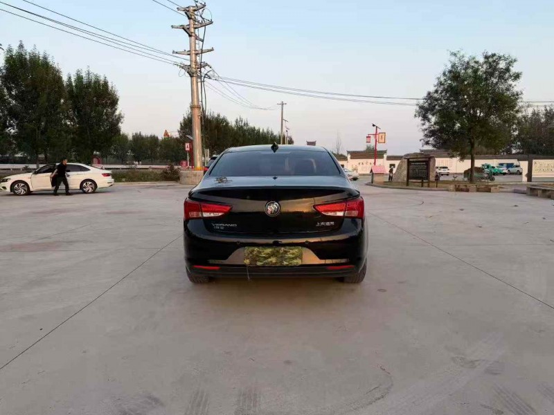 徐州19年别克威朗9