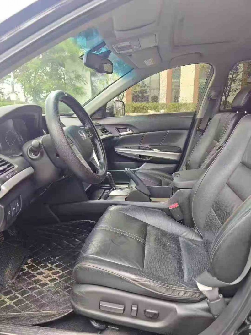 广州14年本田歌诗图4