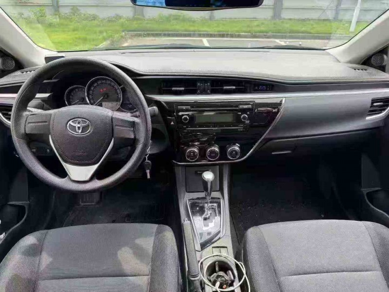 广州17年丰田卡罗拉3