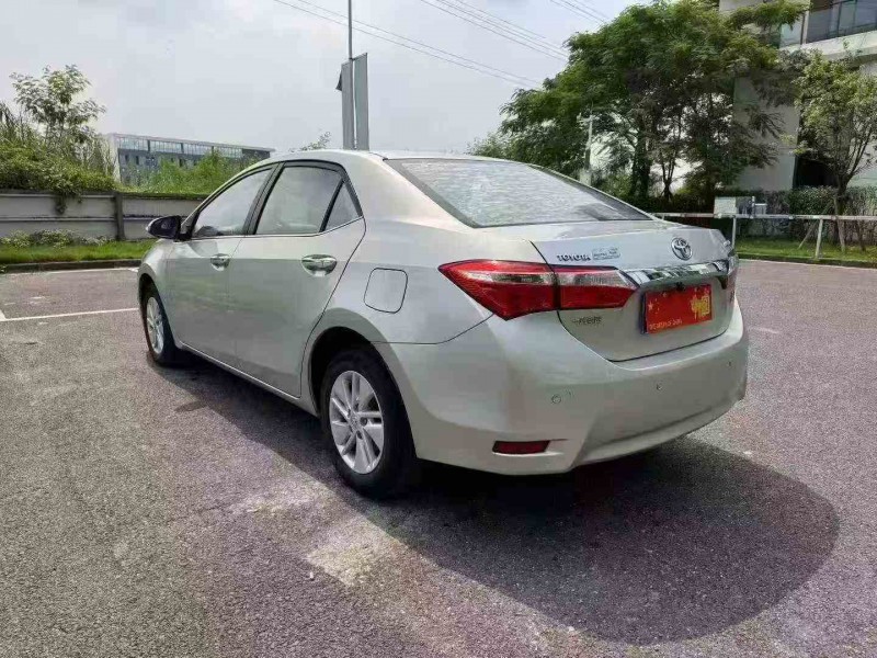 广州17年丰田卡罗拉7