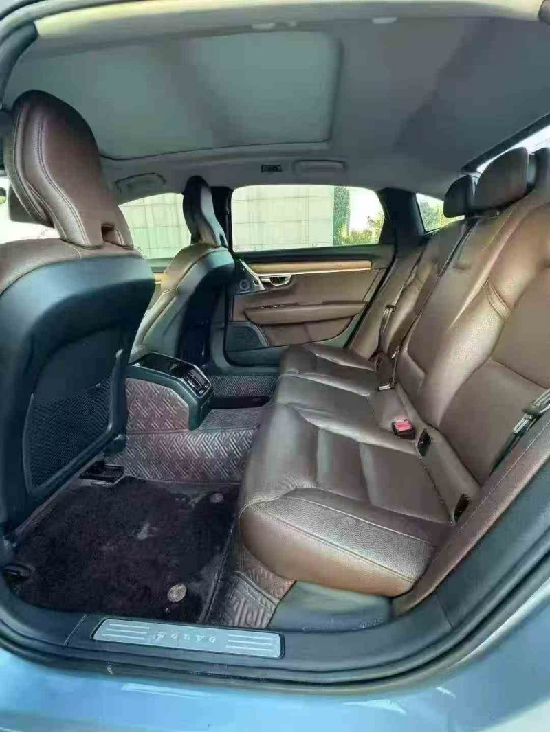 新余19年沃尔沃S904