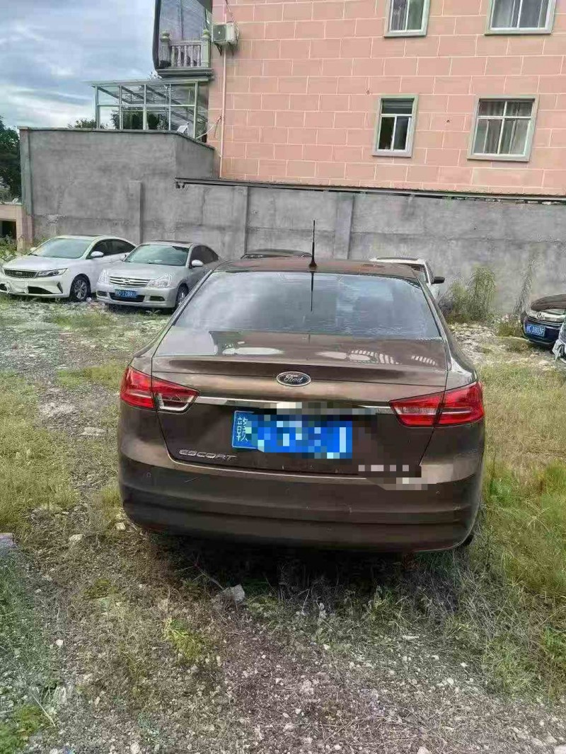 鹰潭17年福特福睿斯7