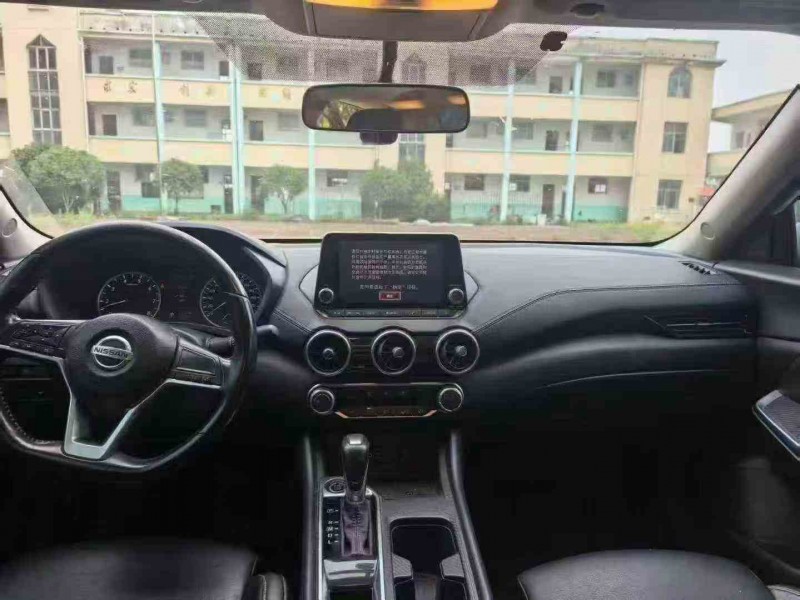 赣州20年日产轩逸3