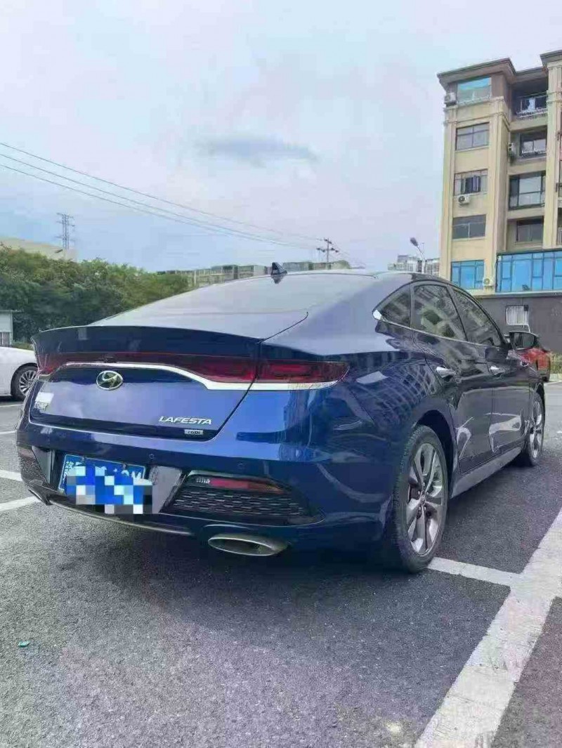 赣州20年现代菲斯塔8