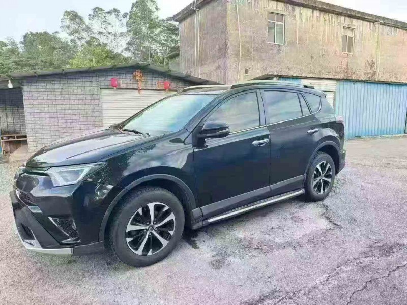 钦州17年丰田RAV4荣放2