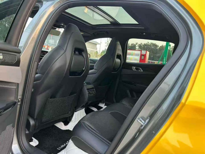 徐州22年领克037