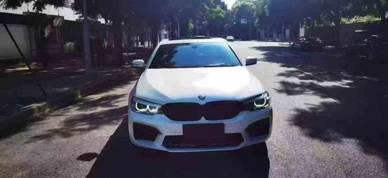 泸州19年宝马5系1