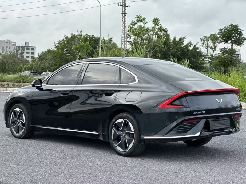 汕头24年五菱汽车星光7