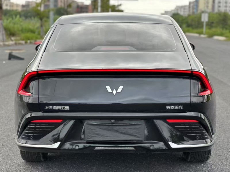 汕头24年五菱汽车星光9