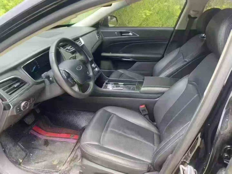 邵阳19年福特金牛座5