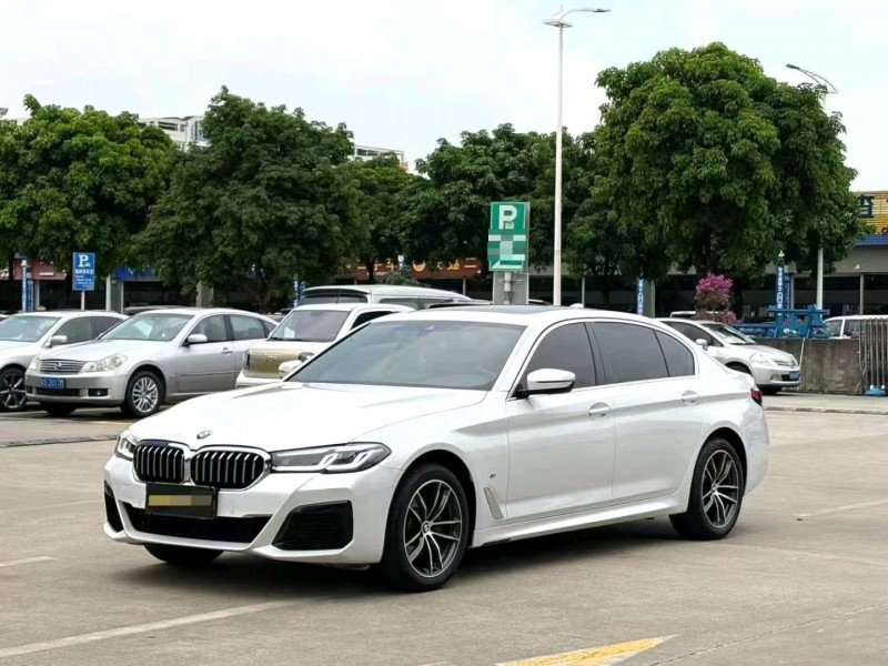 广州23年宝马5系3